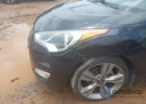 2012 Hyundai Veloster Base W/Black z USA, uszkodzony, nr VIN KMHTC6AD0CU076528